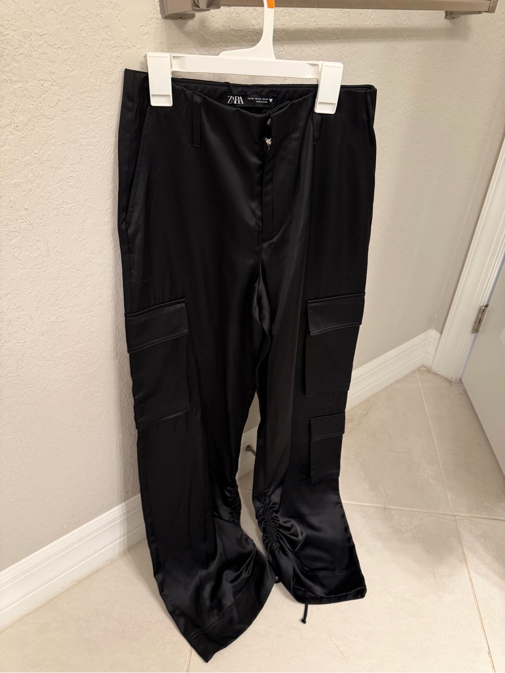 Zara Black Cargo Trousers with Flap Pockets